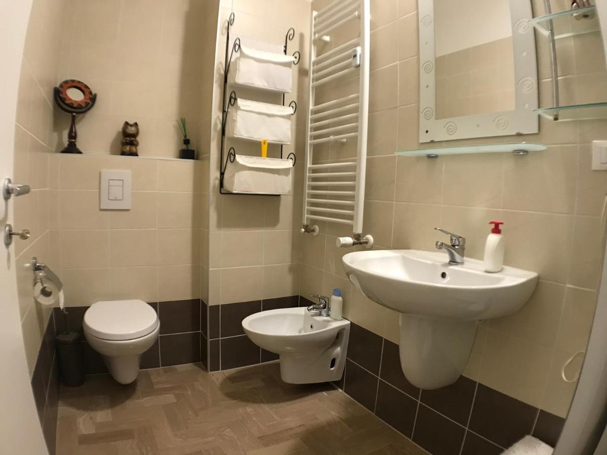 Da Gianni E Bea Hotell Foligno Exteriör bild