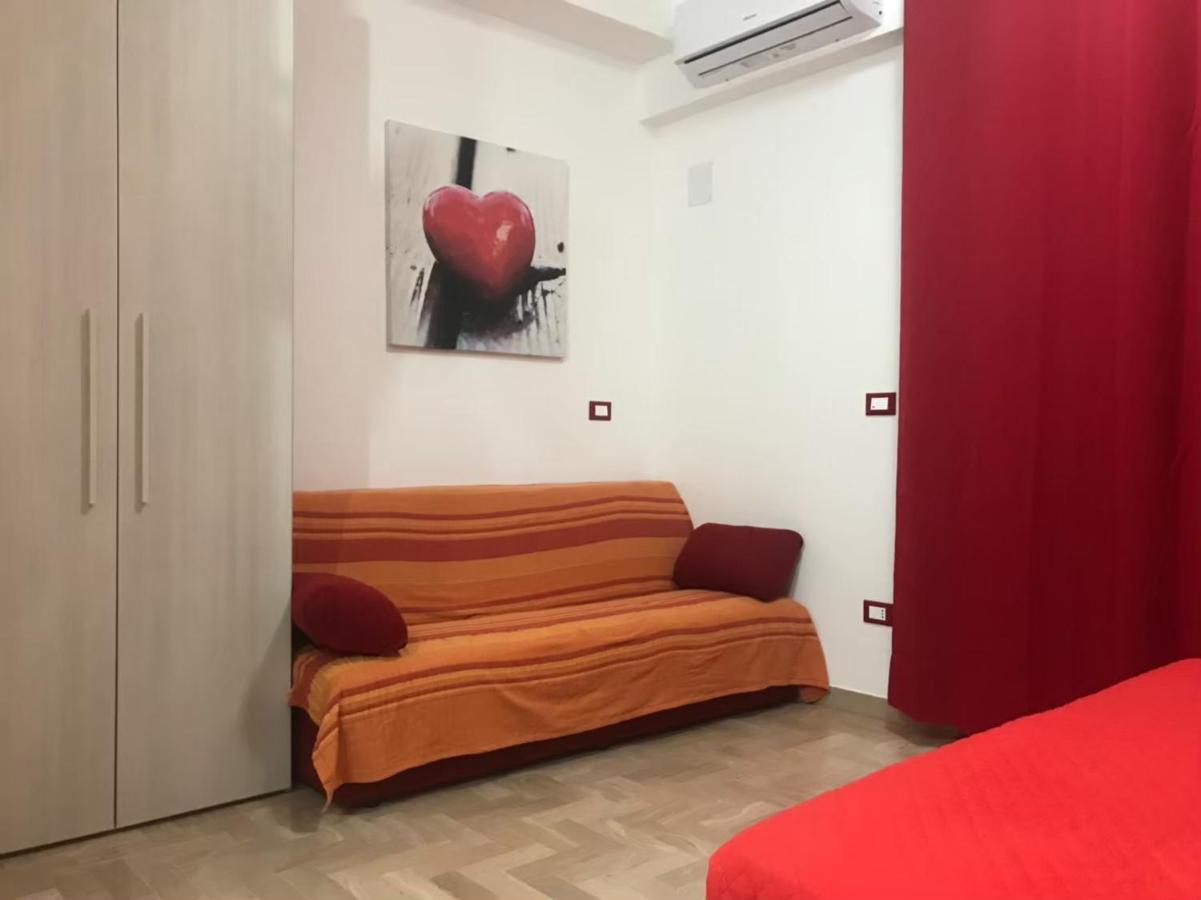 Da Gianni E Bea Hotell Foligno Exteriör bild